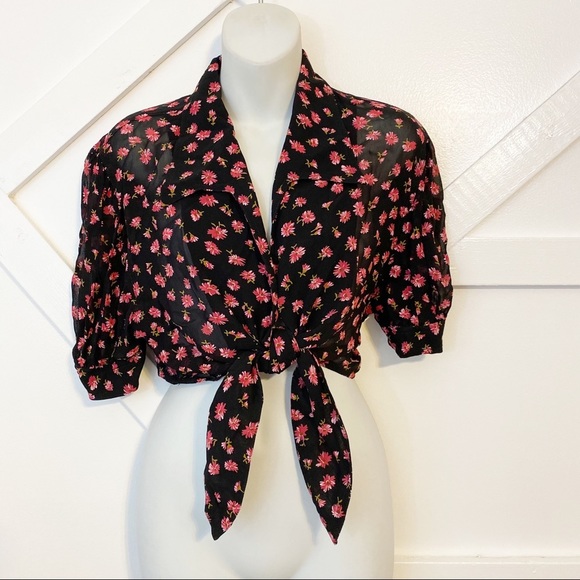 Bebe Floral Printed Semi Sheer Button Down Tie Crop Top Red Black Size Large - Picture 1 of 7